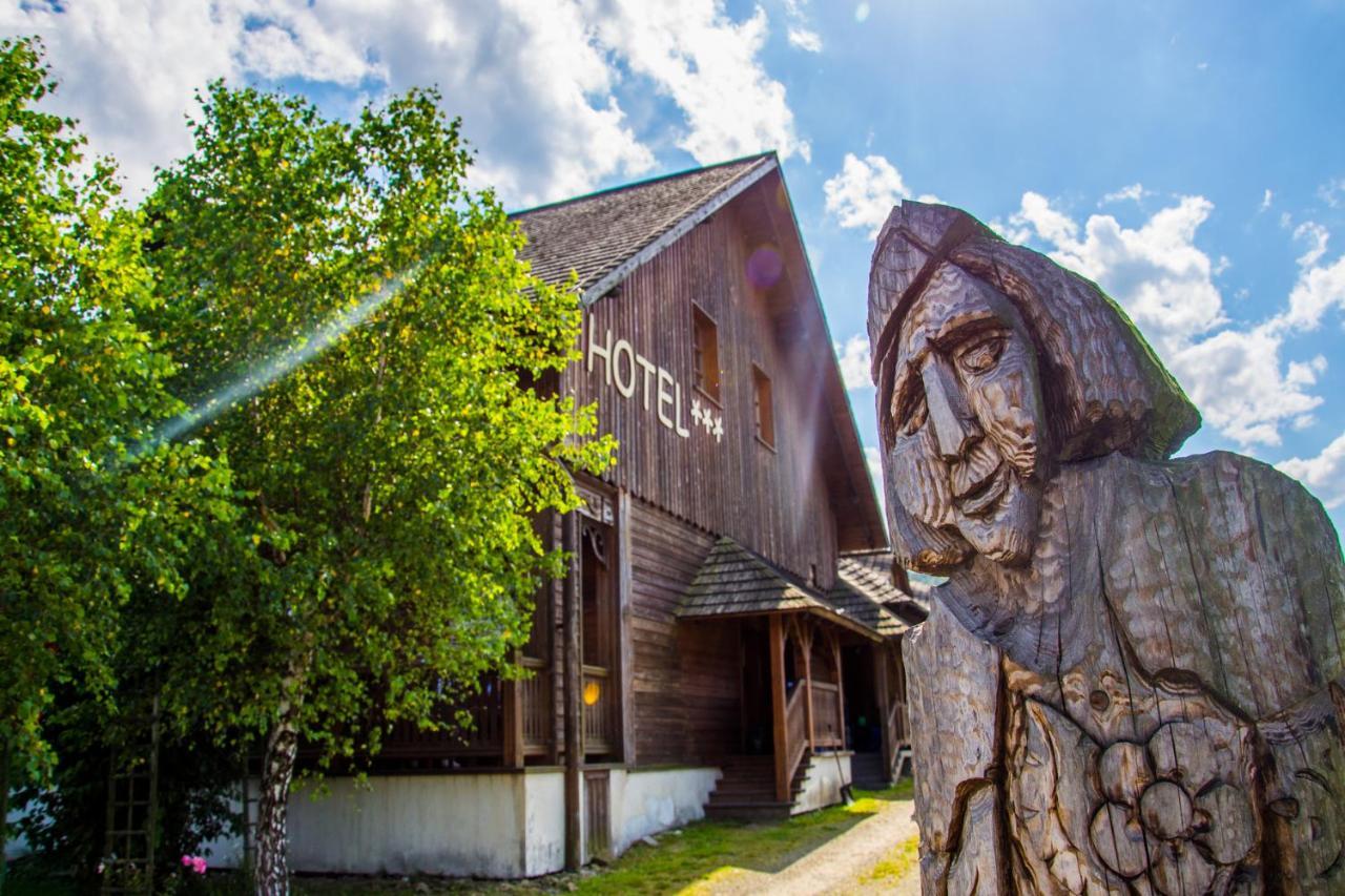 Karczma Regionalna Hotel Goscinna Chata Wysowa-Zdrój Exterior foto