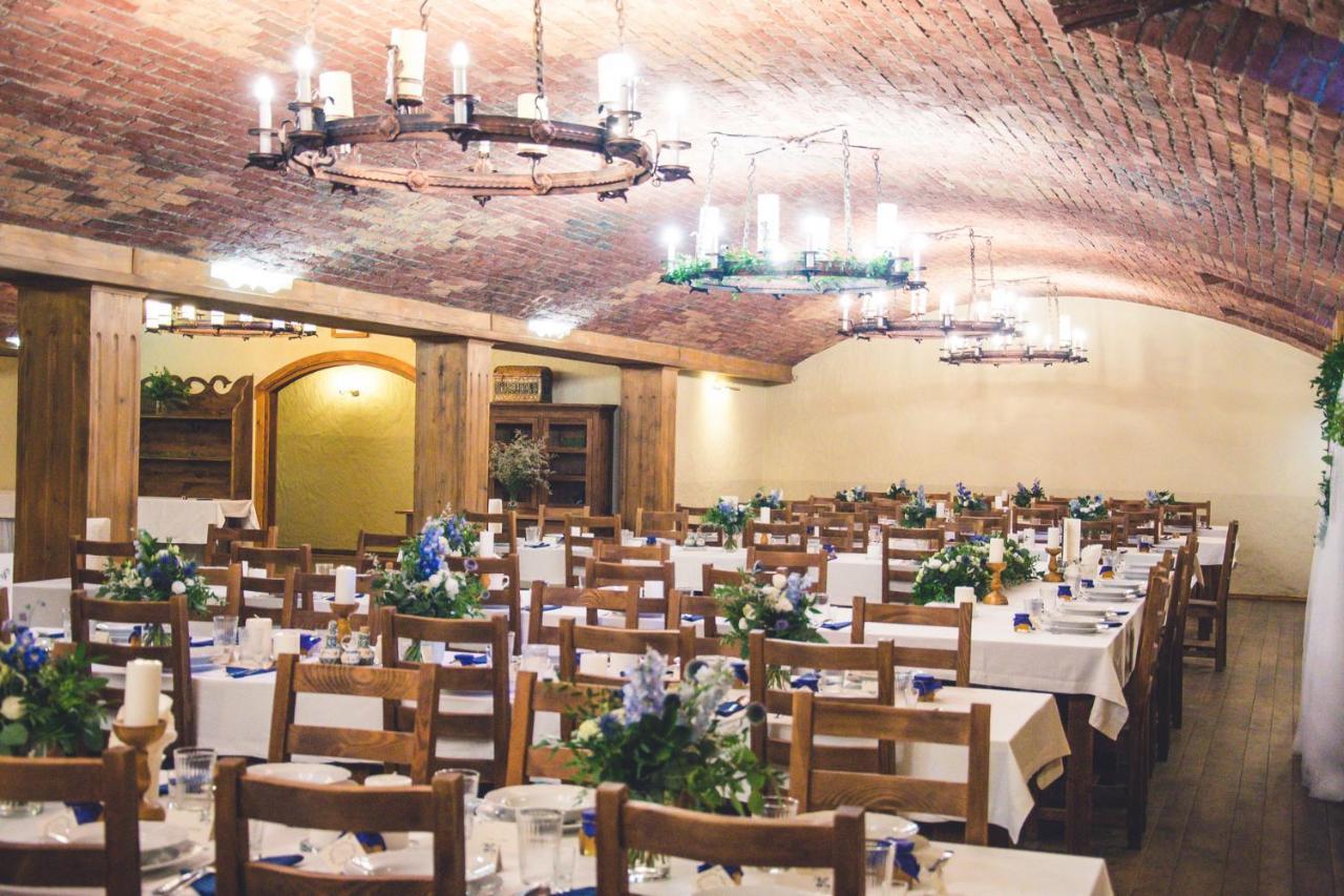 Karczma Regionalna Hotel Goscinna Chata Wysowa-Zdrój Exterior foto
